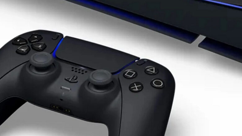 Sony Finally Unveils Black PlayStation 5